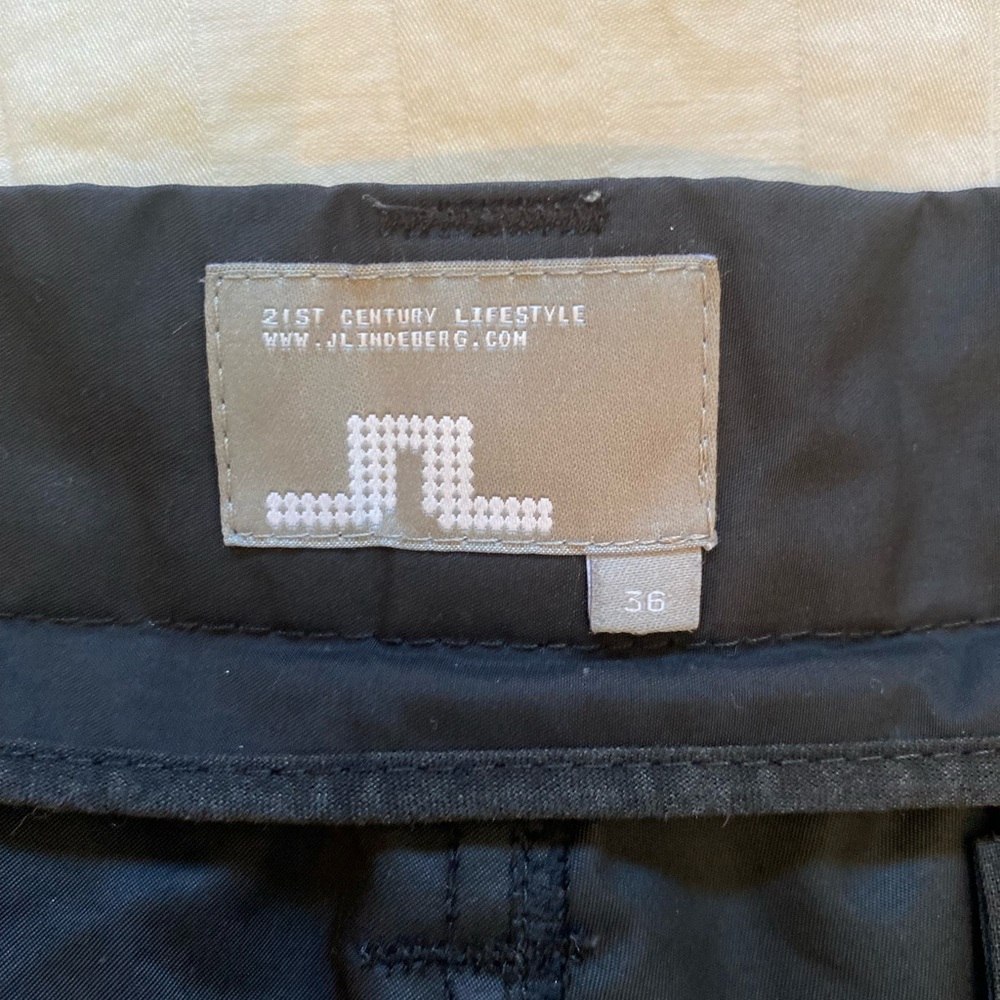 Men’s J Lindeberg golf shorts